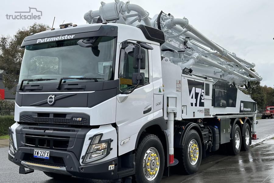 XE BƠM CẦN BÊ TÔNG PUTZMEISTER M47