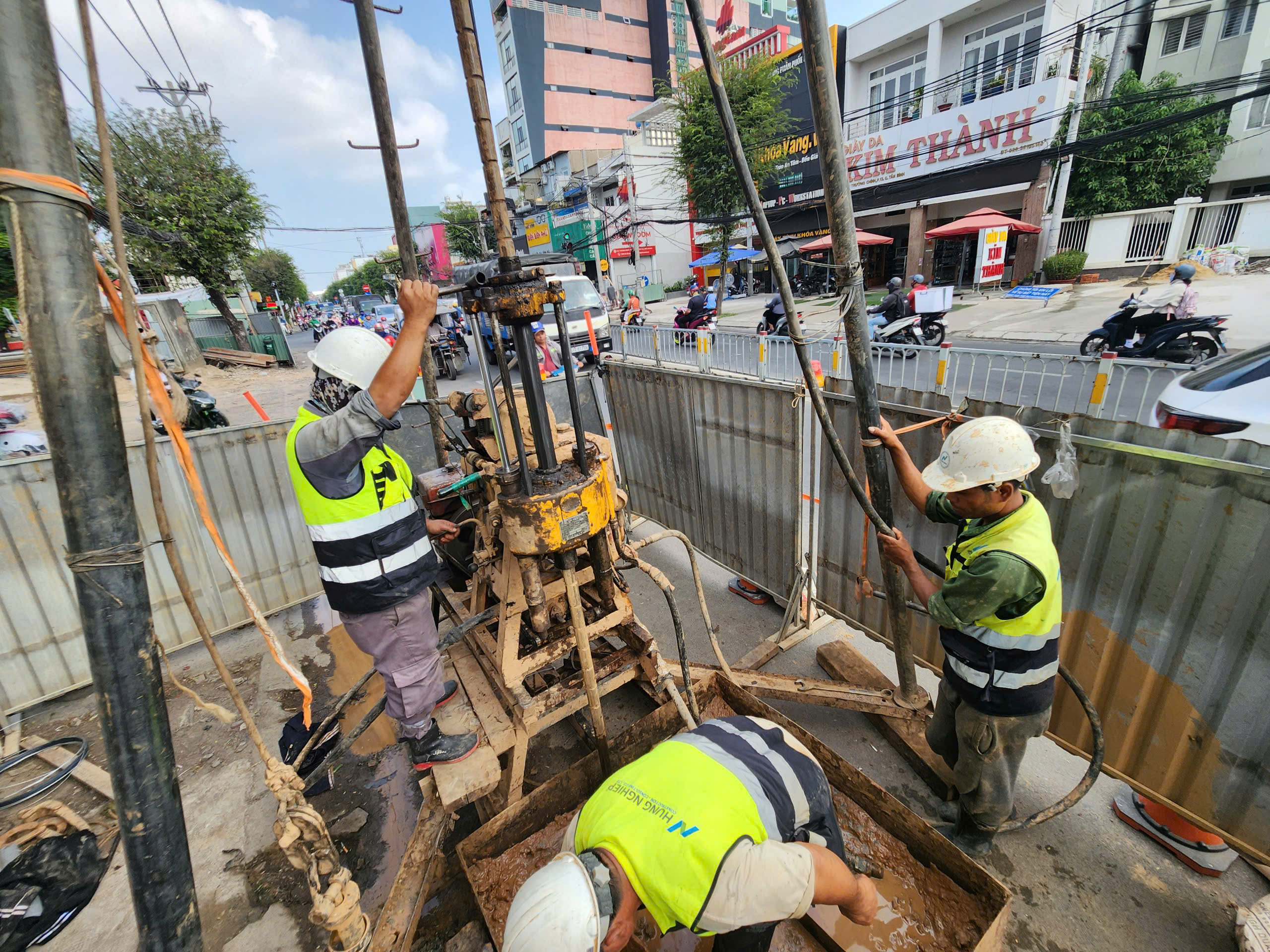 TP.HCM gấp rút khoan khảo sát địa chất tuyến metro số 2