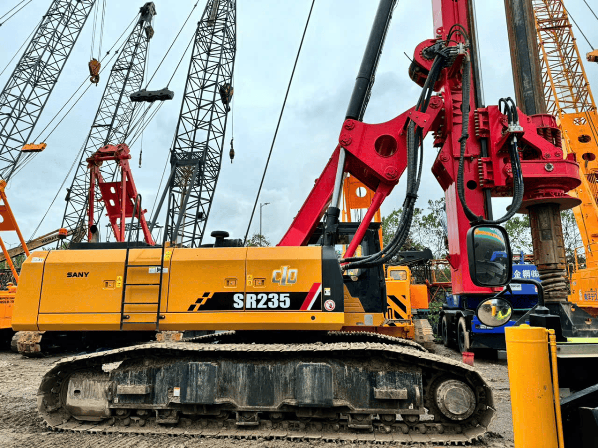 MÁY KHOAN CỌC NHỒI SANY SR235